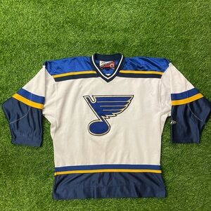 Vintage nhl pro player St Louis Blues jersey size medium